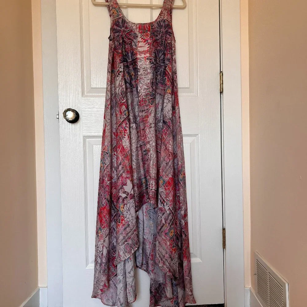 Love Kyla Bohemian Print High-Low Maxi Dress. Size small. - Picture 3 of 8